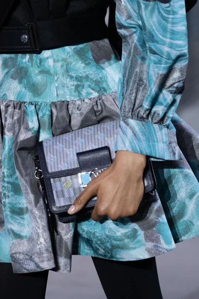 Look 20
